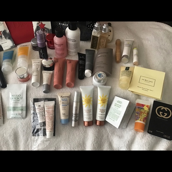 70 Dior, Mac, Nars , Makeup Bags , Makeup Brushes - Picture 2 of 7